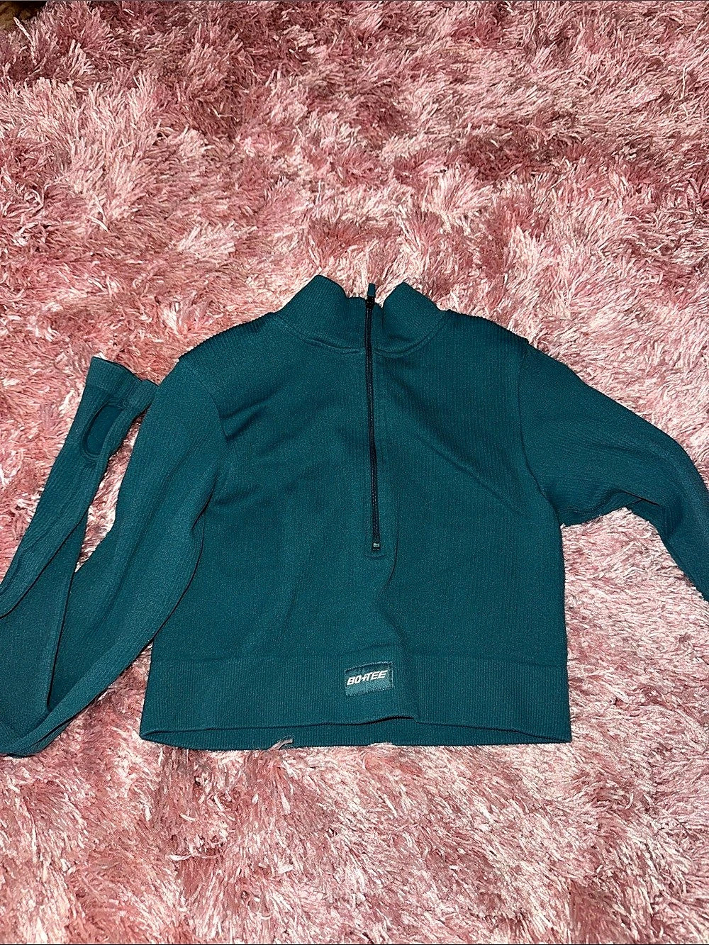 Bo+Tee Quarter-Zip Cropped Sweatshirt in Green